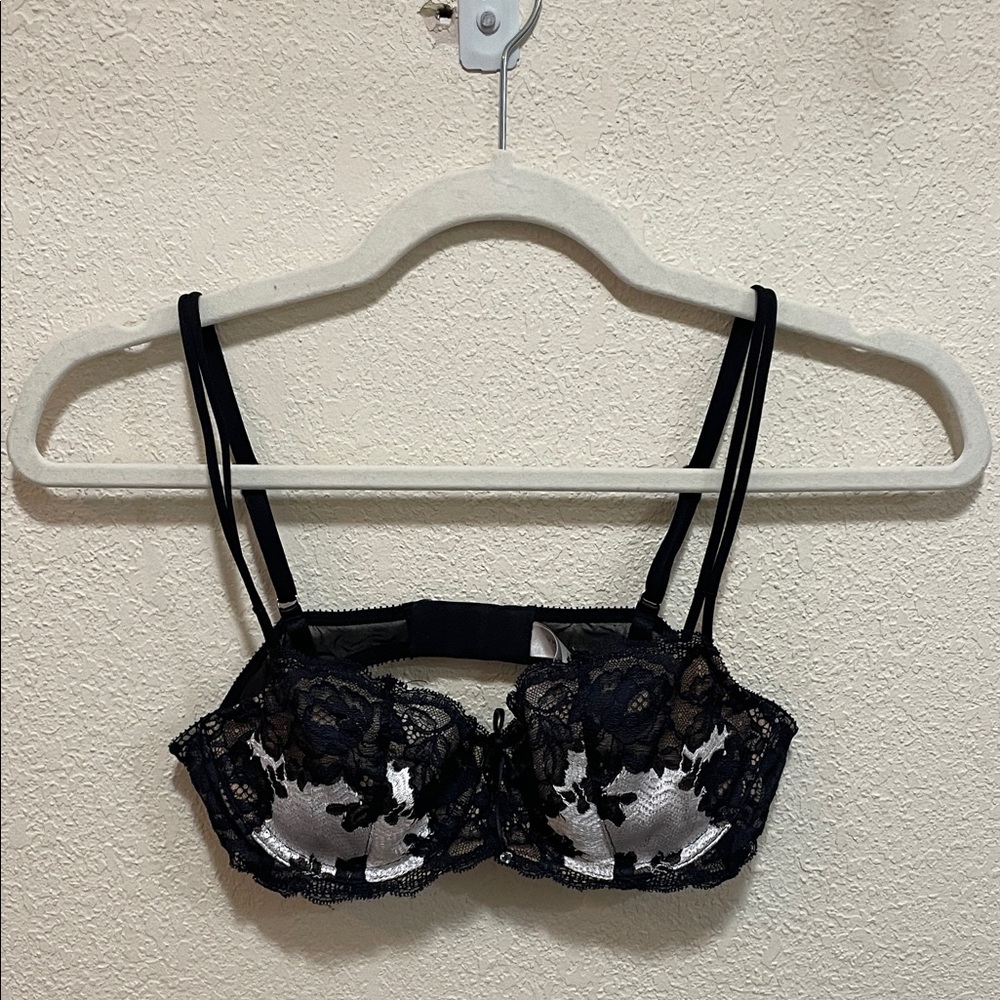 Victoria’s Secret Very Sexy Seduction unlined demi lace push-up floral bra